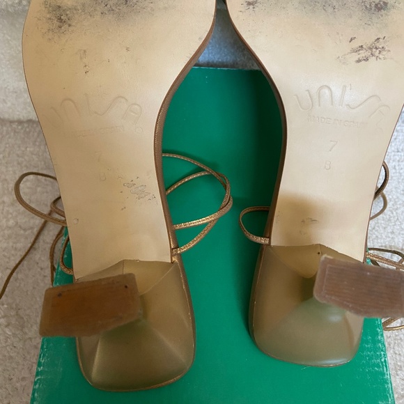 unisa gold strappy / ankle wrap leather sandals - Picture 5 of 5